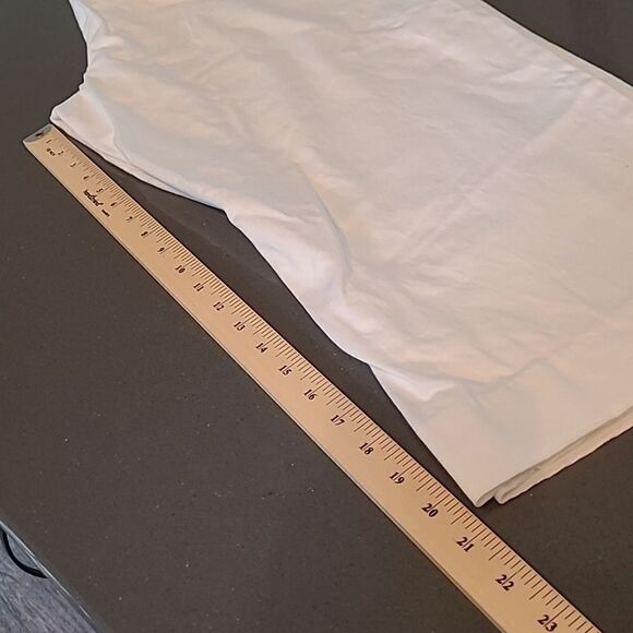 JHcollections sz 12 white Capri pants - Picture 6 of 10